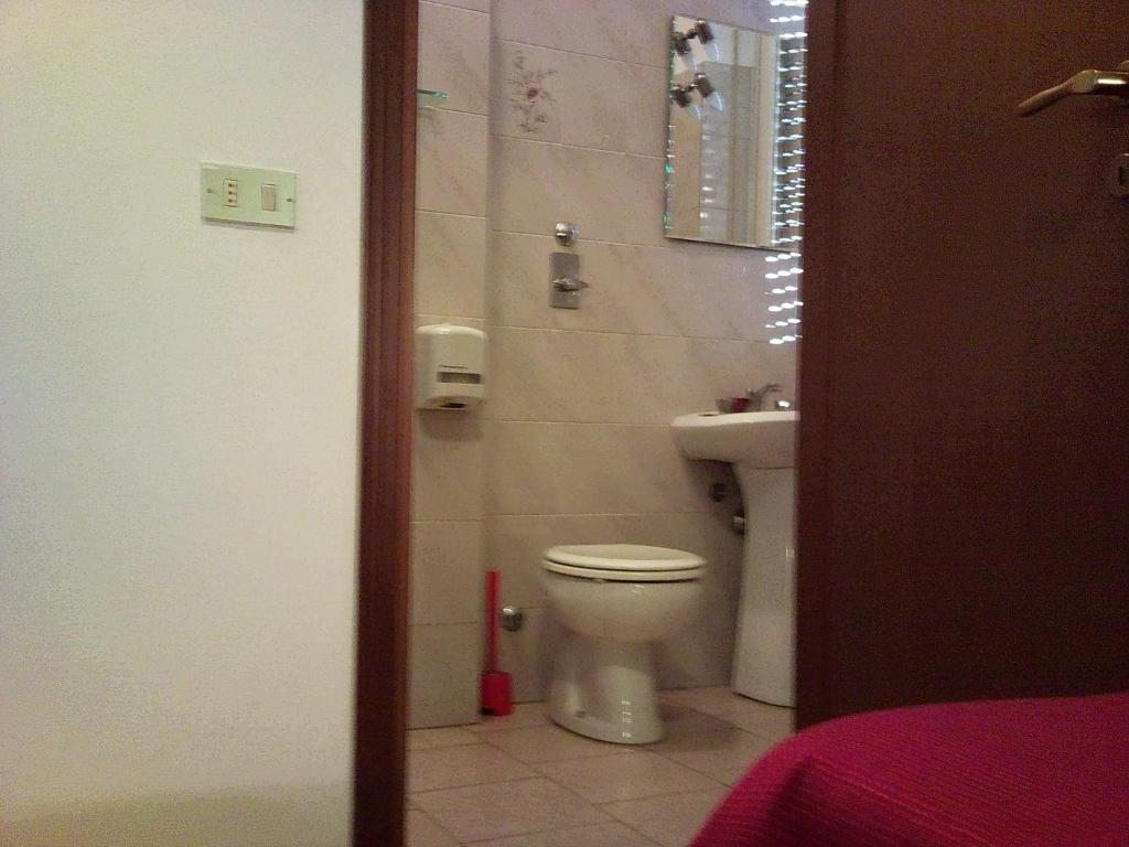 Hotel Bristol Sesto San Giovanni Zimmer foto